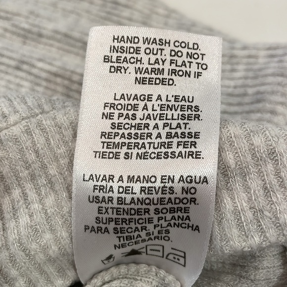 Light grey Velvet by Graham & Spencer light sweater, gently used, XS - Picture 4 of 5